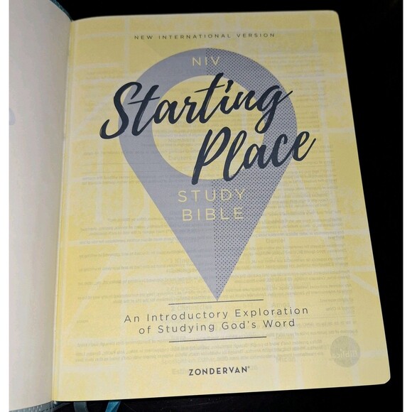 NIV, Starting Place Study Bible (An Introductory Study Bible), Leathersoft, Teal - Picture 3 of 14